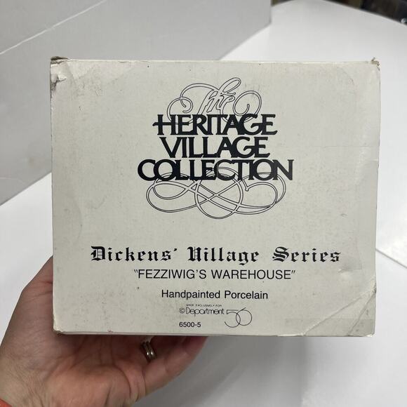Dept 56 Dickens' Village Series A Christmas Carol Fezziwig's Warehouse Mint - Picture 14 of 15